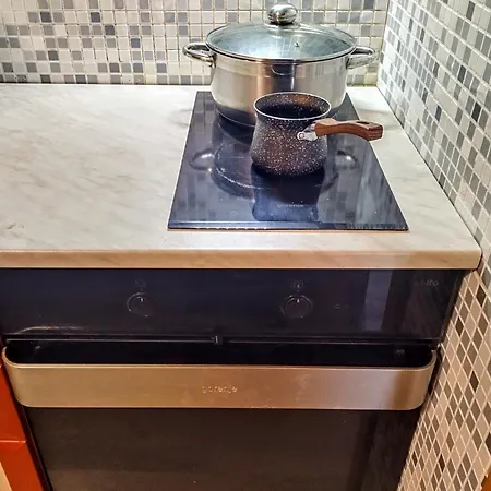 דירה 2 Bedrooms - Downtown - Excellent Location בורגאס