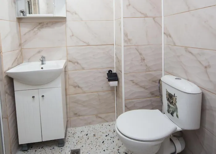 2 Bedrooms - Downtown - Excellent Location Бургас